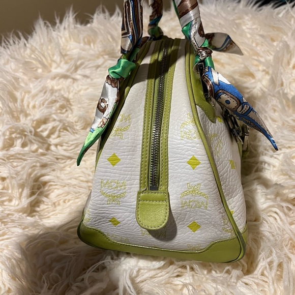 Authentic M C M boston bag - Picture 2 of 13